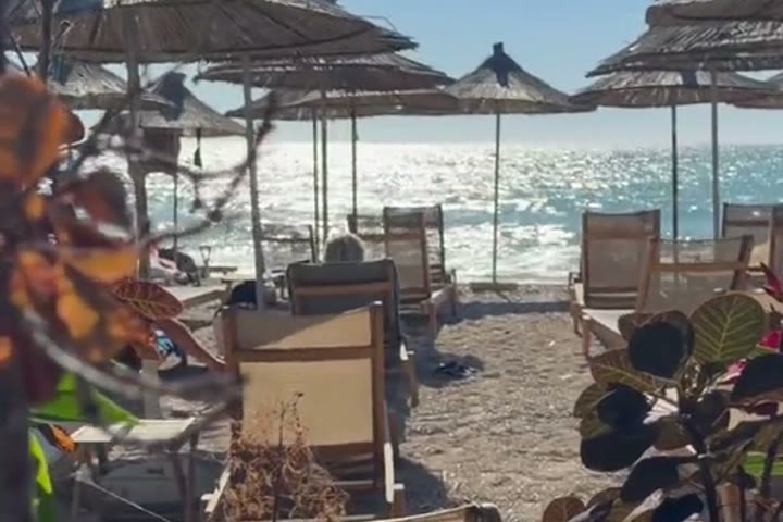Mango Beach